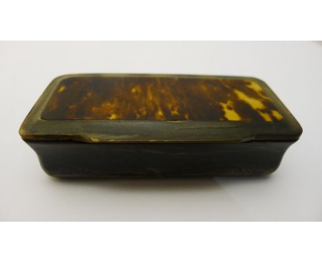 A 19th century tortoiseshell inset horn snuff box