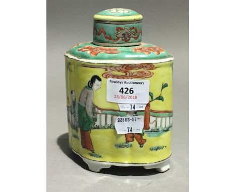 A Chinese porcelain tea caddy