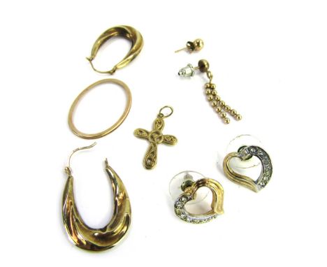 A group of 9ct gold and other earrings and pendants, mainly unmarked, 7.4g all in.
