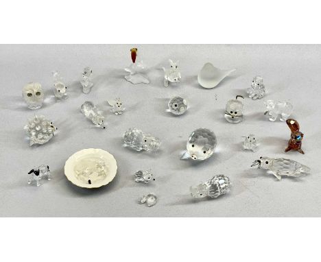 SWAROVSKI CRYSTAL &amp; OTHERS, A COLLECTION OF SMALL ANIMAL ORNAMENTS, various sizes