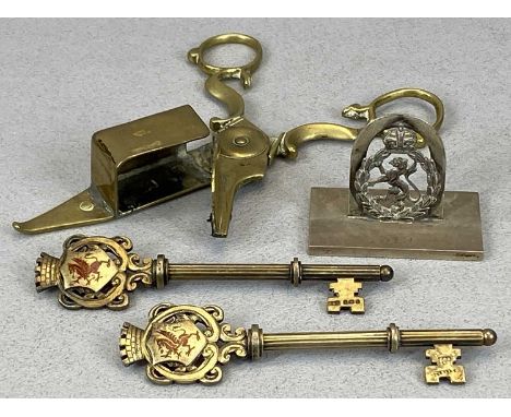 PRESENTATION SILVER NOVELTIES &amp; OTHER COLLECTABLES, 3+2 respectively, to include a pair of silver gilt and enamel keys, B