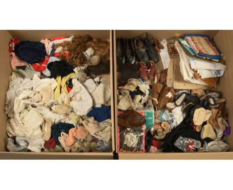 Antique / vintage dolls' hats, bonnets; ladies' handkerchieves; ladies' gloves; shoes; small dolls' hats and some clothing; t
