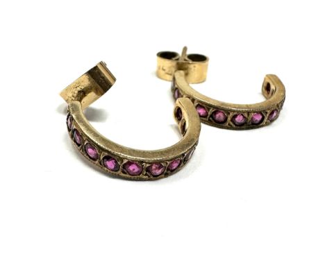 9ct gold vintage ruby set half hoop earrings (2.9g)