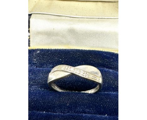 9ct white gold vintage diamond set crossover ring (1.6g)