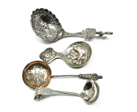 Dutch silver spoons inc tea caddy shifter spoons etc 