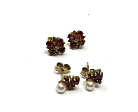 2 x 9ct gold ruby stud earrings inc. diamond &amp; pearl (2.6g)