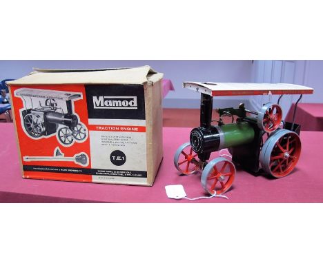 A Mamod Live Steam TE1 Model Traction Engine, green/black bodywork, burner and scuttle present, missing filler funnel and ste
