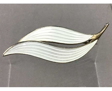 NORWEGIAN SILVER GILT AND ENAMEL LEAF BROOCH,by Aksel Holmsen, 5.5cm long