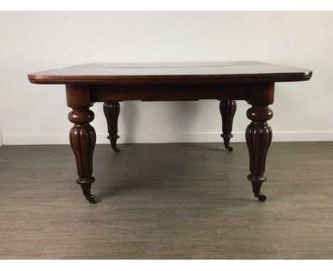 EARLY VICTORIAN EXTENDING DINING TABLE,with two extra leaves, 73.5cm high,140cm wide, 130cm long and 243cm long when extended