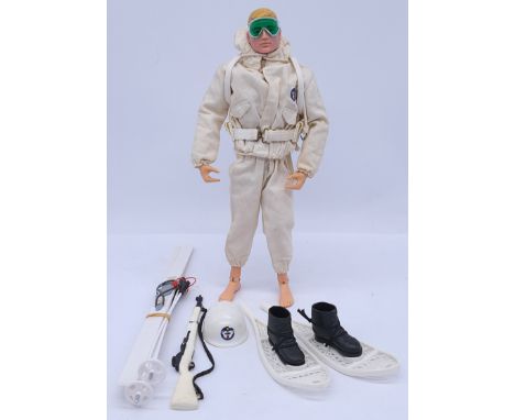 Action Man 3 - Hasbro 2006 - Atom A.t.o.m. Exo Gear Axel