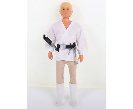 Vintage Unboxed Kenner Star Wars Large Size Action Figure Luke Skywalker, 11 ¾ inch poseable figure, complete with light sabr
