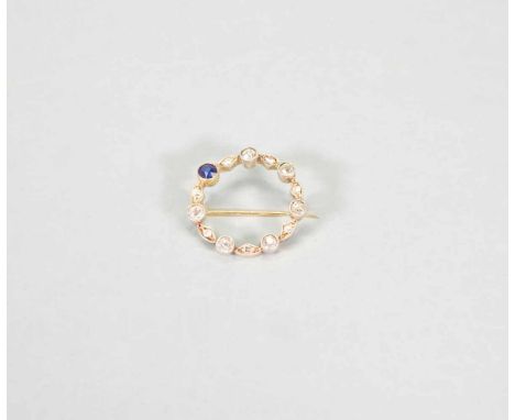   Art-déco-Diamantbrosche  Art-déco-Diamantbrosche   14 K Gold. Feine Art déco-Diamantbrosche in gutem Zustand. Bicolor, bese