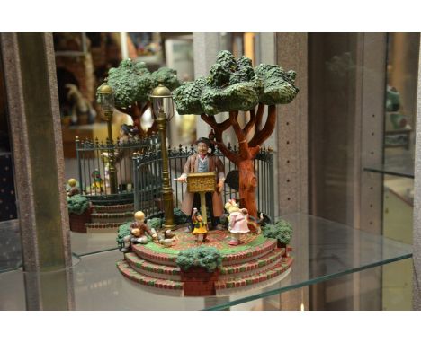 Pa-Pa Jano Enesco has replicated Darlene Marijanian's one-of-a-kind musical automaton in this magnificent musical masterpiece