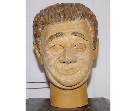 Automaton head carved in wood Carved wooden head, by famous swiss auatomaton builder P. Zwahlen (FR) Dimensions: 0,30 x 0,30 