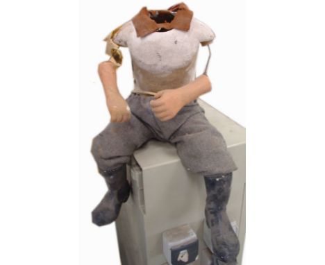 Automaton body Articulated Body for automaton or wax figure. (FR) Dimensions: 1,50 x 0,40 x 0,40 