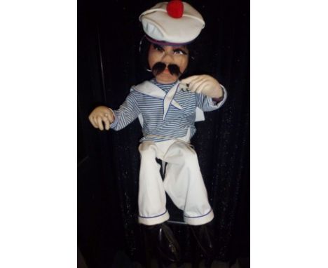 the Sailor Electrified window display automaton with 1 movements in good working condition (FR) Dimensions: 0,80 x 0,40 x 0,4