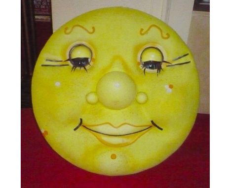 The smiling moon Electrified window display automaton with 1 movements in good working condition (FR) Dimensions: 0,70 x 0,70