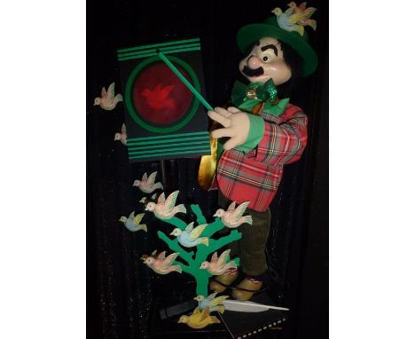 The Wizard of Birds Magician with birds. Electrified window display automaton with 3 movements in good working condition (FR)