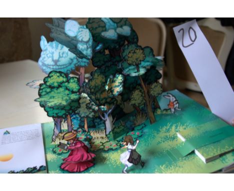 Alice in Wonderland. Pop-up book 2004 edition of Seuil Robert Sabuda. Leaflet animated mechanisms, 6 scenes (FR) 