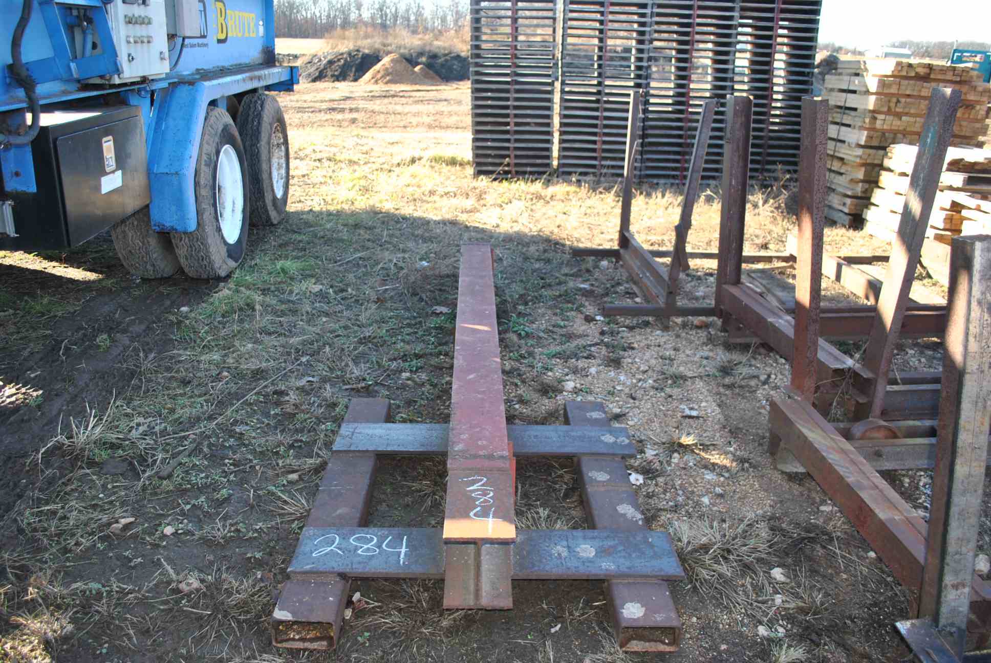 BOOM POLE ATTACHMENT FOR FORKLIFT