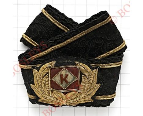 Victorian / Edwardian Shipping Line Company bullion cap badgeBullion padded wreath with crimson silk flag bearing white diamo