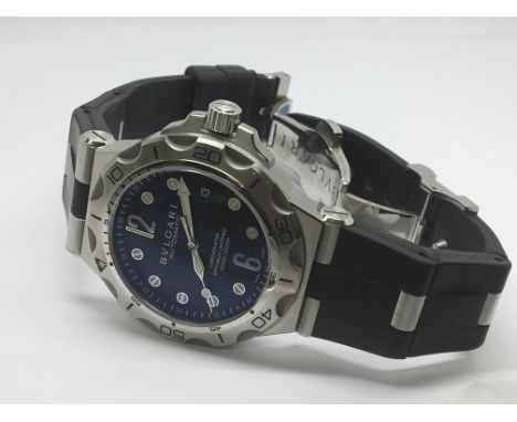 A Gents BVLGARI automatic wrist watch Chronometer of modern design with a black patterned dial stainless steel and rubber bra