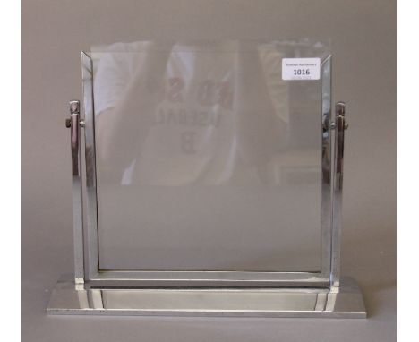 An Art Deco style Chrome photograph desk stand. 32.5 cm wide.