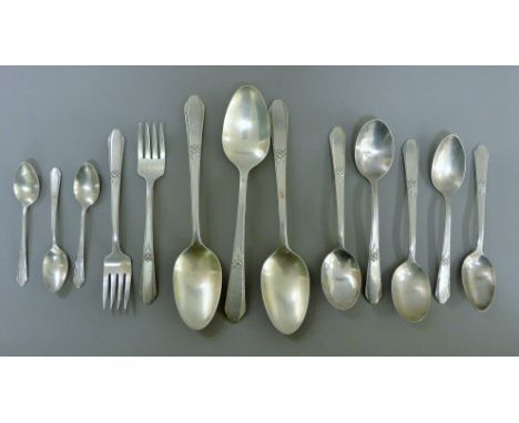 A quantity of Canadian sterling silver flatware. 13.2 troy ounces. 