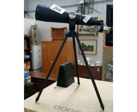 A telescope on tripod marked 20 x 40, Field 2, coated, No. 40494 and YE in diamond
