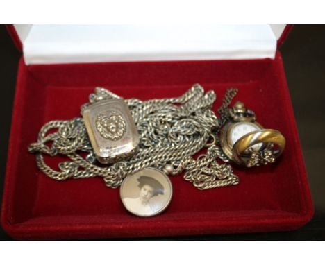 A MEMORIAL PENDANT ON MUFF CHAIN TOGETHER WITH A POCKET WATCH ON CHAIN PLUS A SNUFF BOX (3)