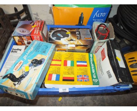 A BOX OF TOOLS ETC TO INCLUDE PLANER, LAMPS, STRIPPER ETC