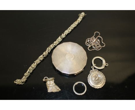 A HALLMARKED SILVER COMPACT, SILVER RACING PIGEON FOB ETC