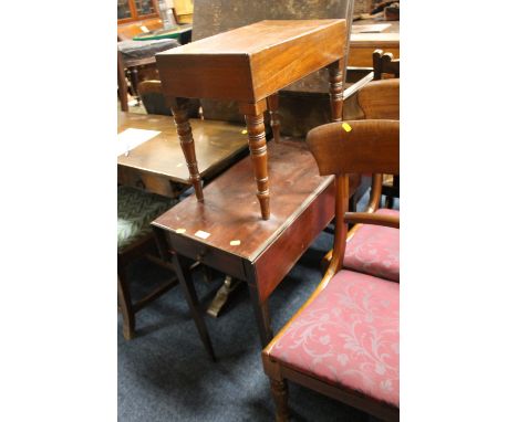 A SMALL ANTIQUE MAHOGANY DROPLEAF TABLE AND A MAHOGANY COMMODE (2)