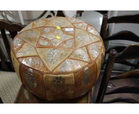A RETRO EASTERN POUFFE