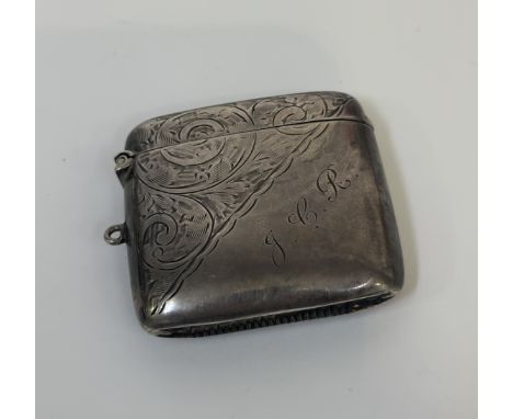 A Birmingham 1900 silver engine turned decorated shaped vesta case with engraved initials JCR, (5cm x 5cm) (32g)