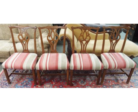 A set of four Chippendale style dining chairs (4)