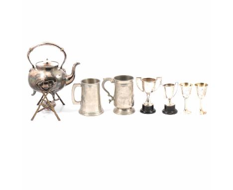 A silver sauceboat and small ladle, Viner's Ltd, Sheffield 1932, on three raised feet, total approx. 4oz.; a Britannia Metal 