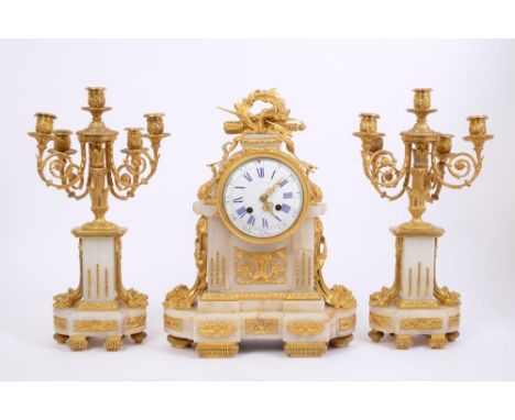 Fine quality early 19th century French mantel clock garniture with eight day movement, outside countwheel striking on a bell,