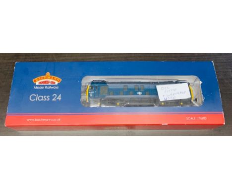 Bachmann OO Gauge Class 24 077 BR Blue DCC Digital Fitted &amp; Weathered Boxed