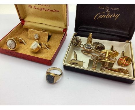 A 9ct Gold Gent's Signet Ring, the hardstone inlay of Roman intaglio style (7.1grams), with a collection of modern gents gilt