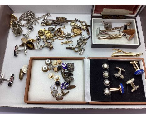 Assorted Cufflinks, including Sheffield Wednesday; mother of pearl inset; vintage enamel, '925' lion mask etc; assorted dress