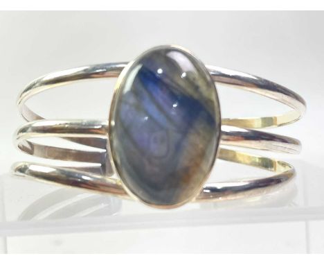 MODERN SILVER BANGLE AND OTHER JEWELLERY, including bracelets and rings