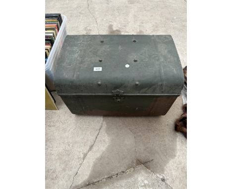 A SMALL VINTAGE METAL TRAVEL TRUNK 