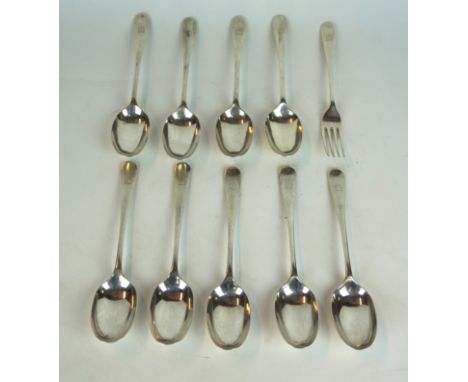 Nine Edward VII hallmarked silver rat tail basting spoons
Each having engraved family crest, together with a matching dinner 