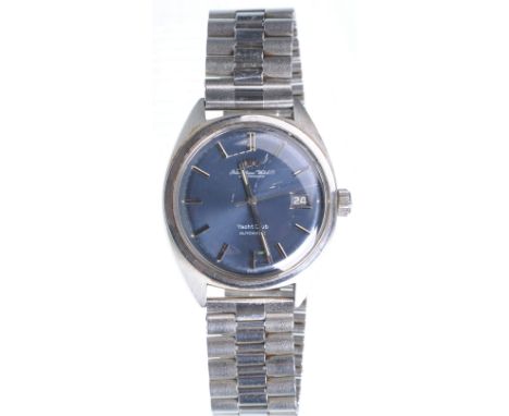 International Watch Company: a gentleman's all stainless steel Yacht Club automatic bracelet watch
The blue dial with applied