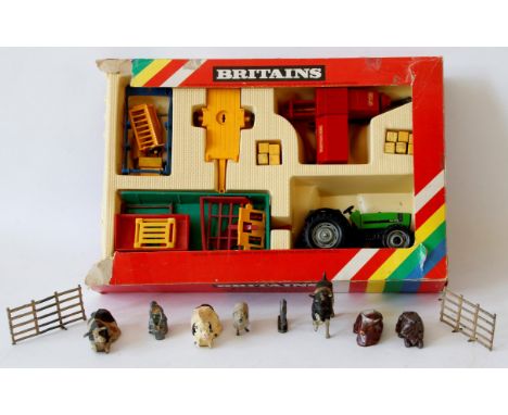 A quantity of mainly metal farm animals (some af) by various makers 
Together with a boxed Britains set No. 9589 containing D