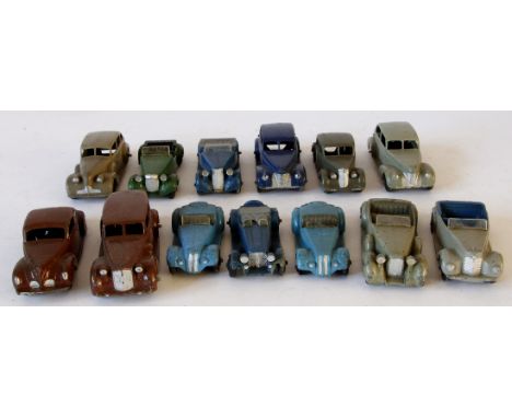 Thirteen unboxed diecast Dinky Toys
Comprising saloons and open-topped cars comprising 2x 39B Oldsmobile, 39D Buick, 40A Rile