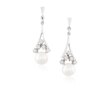 A PAIR OF PEARL AND DIAMOND PENDENT EARRINGS, each cultured pearl highlighted to a single-cut diamond surmount, mounted in 18