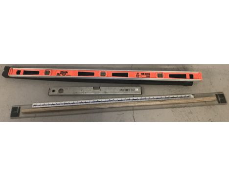 Empire 'The Boss' cased 48" aluminium contractors level, in as new condition.  Together with a Rabone level, a wooden handled