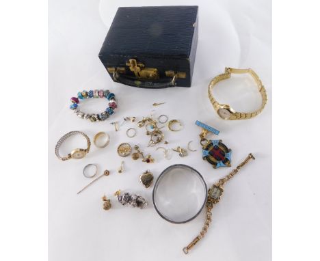 A group of costume jewellery, comprising a silver Lincoln Imp, small scrap 9ct gold jewellery, Timex ladies wristwatch, imita